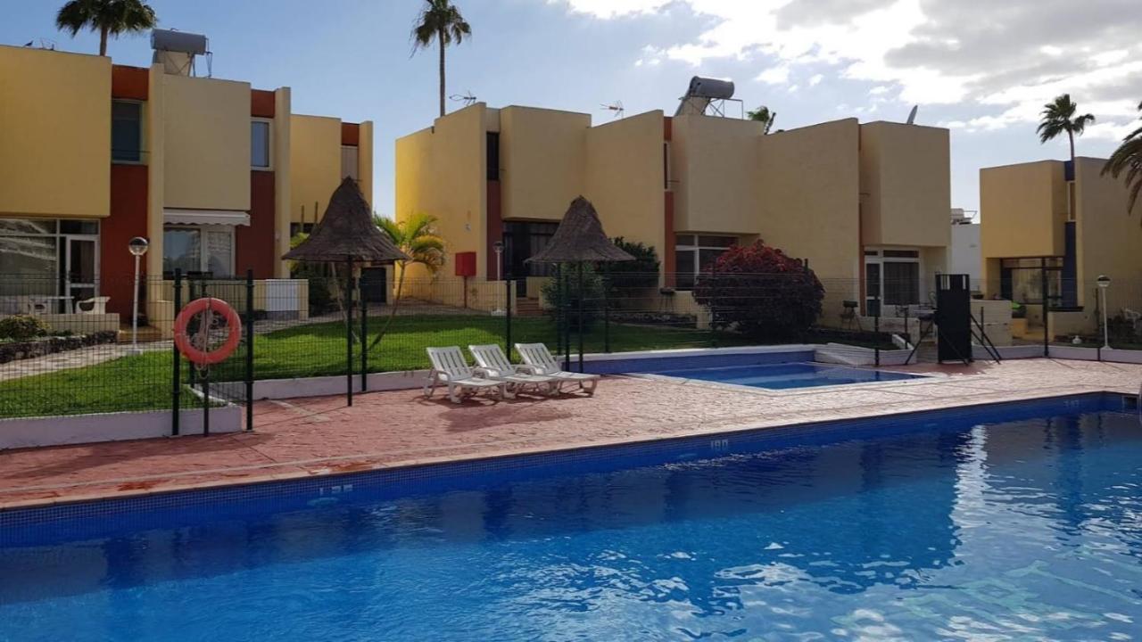 Duplex El Cortijo, Lasamericas 美洲海滩 外观 照片
